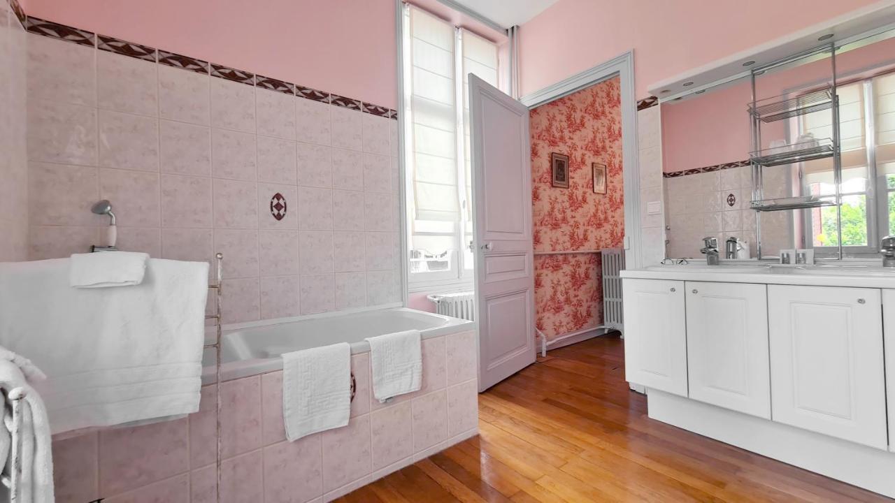 Bed and Breakfast Le Moulin De Francueil Esterno foto