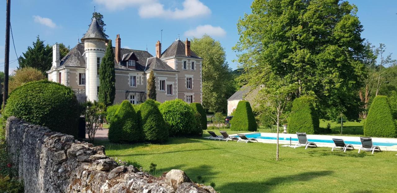 Bed and Breakfast Le Moulin De Francueil Esterno foto