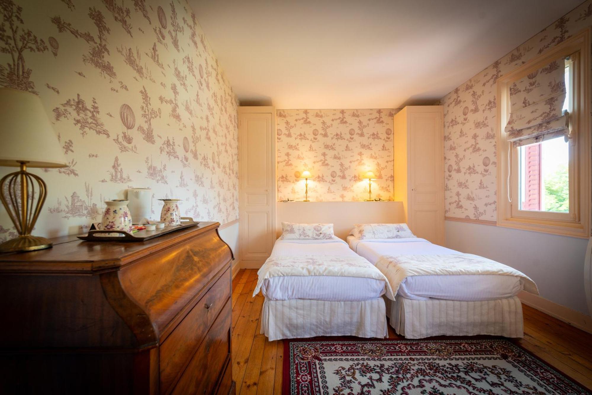 Bed and Breakfast Le Moulin De Francueil Esterno foto